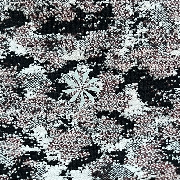 Athleta Salutation Textured Jogger Pants Women's Size Medium - Picture 9 of 14